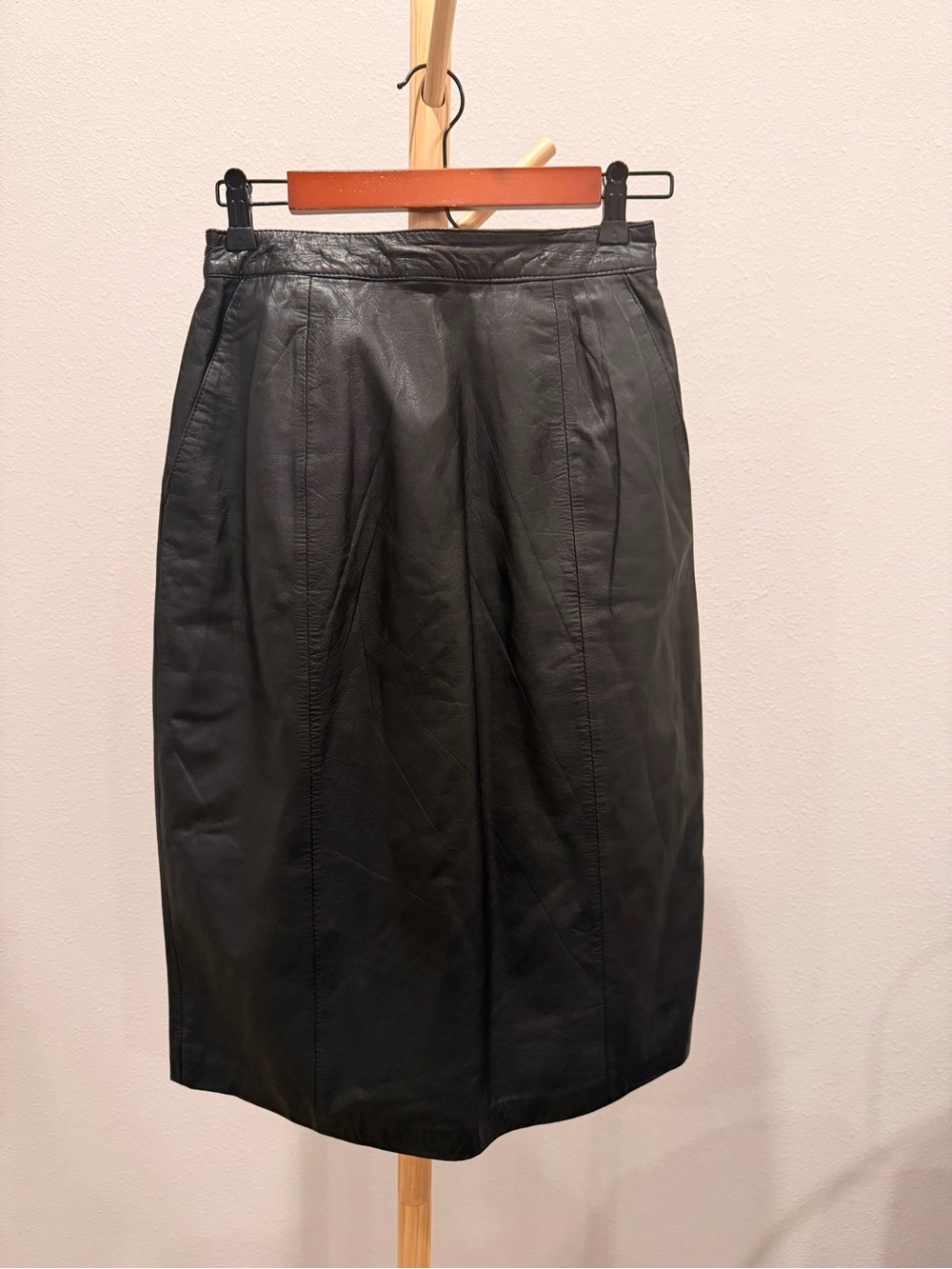 Vintage Classic Black Leather Pencil Skirt